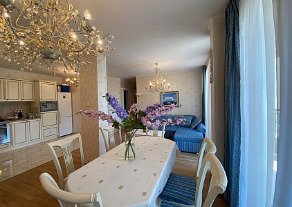 Шикарна трикімнатна простора квартира в розкішному комплексі. Фото 14