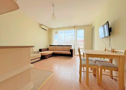 Great studio with beautiful pool view. Photo 8 Great studio with beautiful pool view. Photo 8