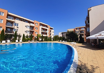 Przestronne studio w dużym kompleksie rodzinnym. Zdjęcie 1