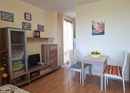 Przestronne studio w dużym kompleksie rodzinnym. Zdjęcie 3