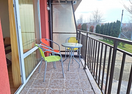 Przestronne studio w dużym kompleksie rodzinnym. Zdjęcie 9