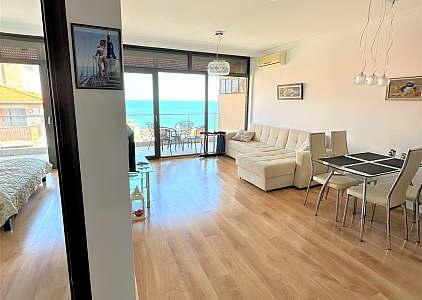 Квартира с видом на море на первой линии в Святом Власе. Фото 13