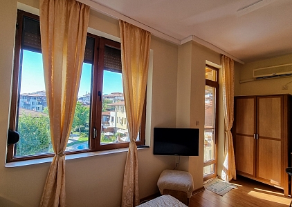 Geräumiges Studio in einem Komplex in der ersten Reihe!. Foto 5