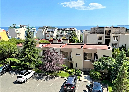 Geräumige Zweizimmerwohnung 150 Meter vom Meer entfernt. Foto 13