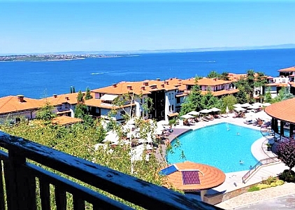 Spacious two-room apartment with stunning views. Photo 9 Spacious two-room apartment with stunning views. Photo 9