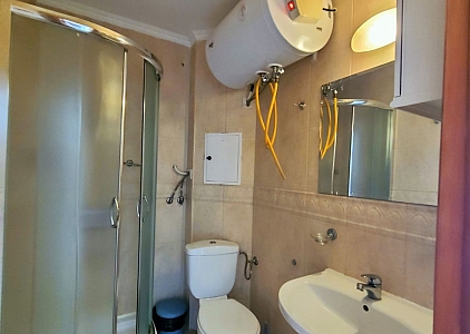 Двухкомнатная квартира в красивом комплексе в 300 метрах от моря. Фото 17