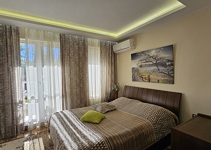 Three bedroom apartment in Nessebar. Photo 7
