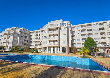 Three bedroom apartment in Nessebar. Photo 1