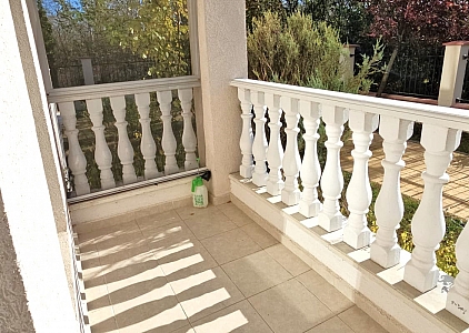 Three bedroom apartment in Nessebar. Photo 32