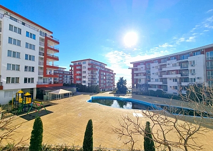 Geräumige Wohnung in einem großen Komplex in erster Linie. Foto 18 Geräumige Wohnung in einem großen Komplex in erster Linie. Foto 18