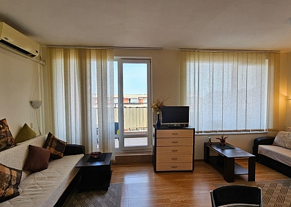 Spacious and beautiful studio in a large gated complex. Photo 2 Spacious and beautiful studio in a large gated complex. Photo 2