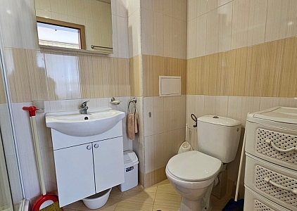 Spacious and beautiful studio in a large gated complex. Photo 18 Spacious and beautiful studio in a large gated complex. Photo 18