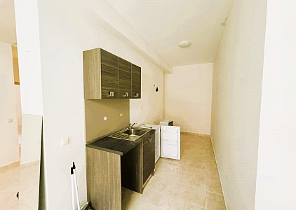 Jednopokojowe mieszkanie w pięknym kompleksie 200 metrów od morza. Zdjęcie 5