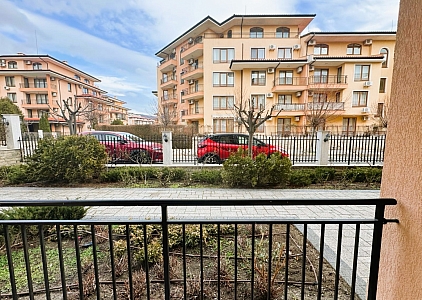 Jednopokojowe mieszkanie w pięknym kompleksie 200 metrów od morza. Zdjęcie 10