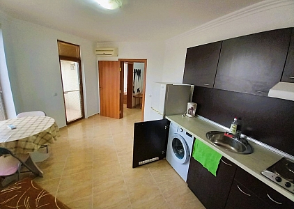 Two-room apartment 300 meters from the sea. Photo 2