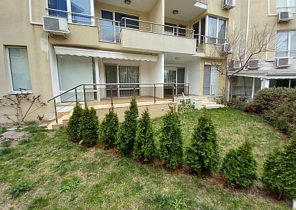 Třípokojový apartmán 300 metrů od moře. Foto 14 Třípokojový apartmán 300 metrů od moře. Foto 14