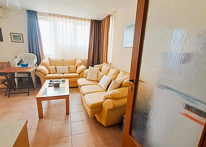 Dreizimmerwohnung mit Meerblick. Foto 2 Dreizimmerwohnung mit Meerblick. Foto 2