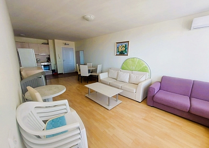 Zweizimmerwohnung mit Meerblick an der ersten Küste. Foto 14 Zweizimmerwohnung mit Meerblick an der ersten Küste. Foto 14