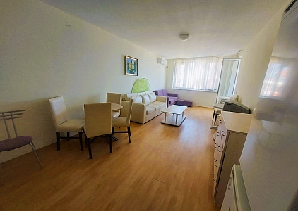 Zweizimmerwohnung mit Meerblick an der ersten Küste. Foto 2 Zweizimmerwohnung mit Meerblick an der ersten Küste. Foto 2