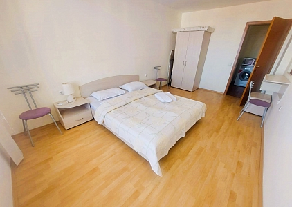 Zweizimmerwohnung mit Meerblick an der ersten Küste. Foto 6 Zweizimmerwohnung mit Meerblick an der ersten Küste. Foto 6