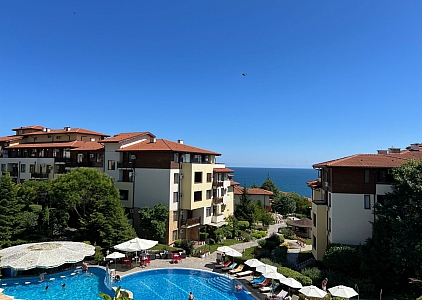 Geräumige Wohnung in einem Luxuskomplex in erster Meereslinie. Foto 33