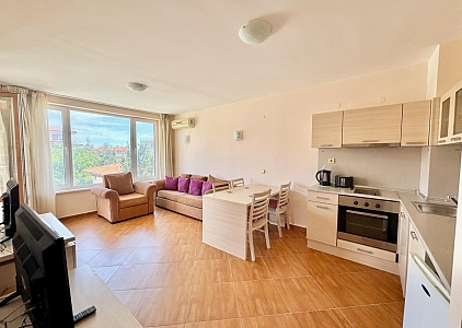 Two-room apartment on the second coastline in a large beautiful complex. Photo 2 Two-room apartment on the second coastline in a large beautiful complex. Photo 2