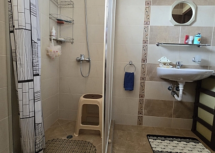 Prostorný apartmán s jednou ložnicí 450 metrů od pláže v Sveti Vlas. Foto 19 Prostorný apartmán s jednou ložnicí 450 metrů od pláže v Sveti Vlas. Foto 19