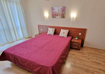 Large apartment with pool view. Photo 13 Large apartment with pool view. Photo 13