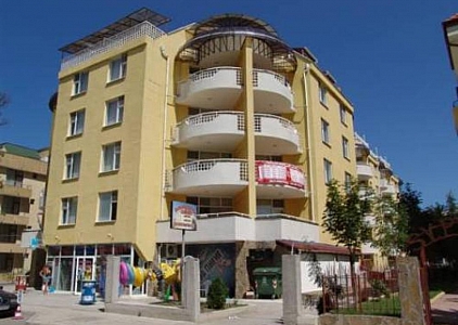 Two-room apartment in the very center of Sunny Beach. Photo 4 Two-room apartment in the very center of Sunny Beach. Photo 4