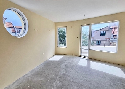 Zweizimmerwohnung in einem Gebäude ohne Unterhaltsgebühr in Nessebar. Foto 12