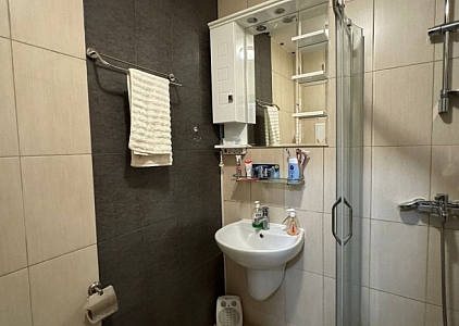 Stilvolle Dreizimmerwohnung in einem luxuriösen SPA-Komplex. Foto 10