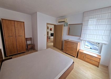 Útulný apartmán se dvěma ložnicemi 450 metrů od moře. Foto 5