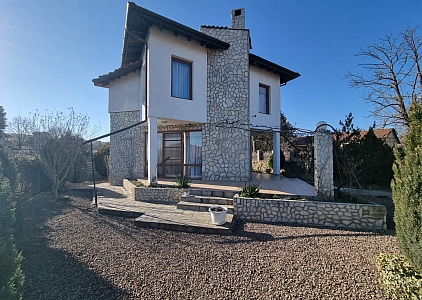 Great house for year round living. Photo 30