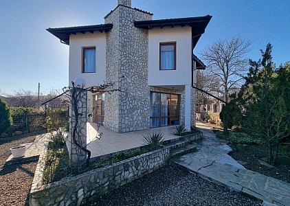 Great house for year round living. Photo 31