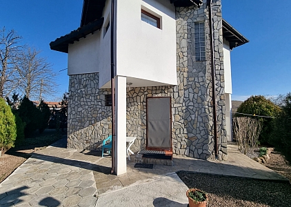 Great house for year round living. Photo 32