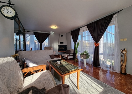 Great house for year round living. Photo 2