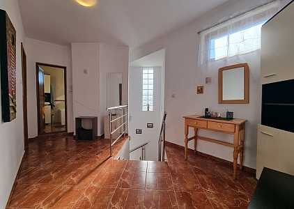 Great house for year round living. Photo 19