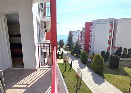 Apartment mit Meerblick in erster Linie. Foto 1 Apartment mit Meerblick in erster Linie. Foto 1