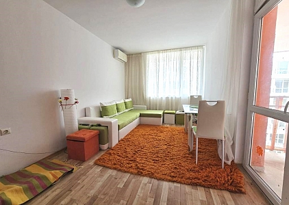 Two-room apartment in a cozy complex on the coast. Photo 1 Two-room apartment in a cozy complex on the coast. Photo 1