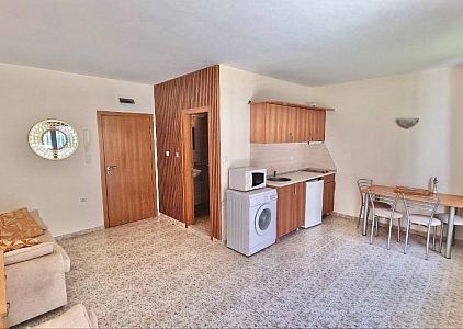 Красивая квартира-студия в 400 метрах от моря. Фото 5