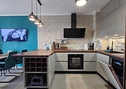 Třípokojový apartmán s výhledem na moře v komplexu Valencia Gardens. Foto 3