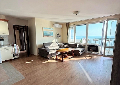 Prostorný třípokojový apartmán s úžasným výhledem na moře. Foto 2 Prostorný třípokojový apartmán s úžasným výhledem na moře. Foto 2