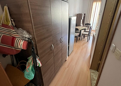 Dwupokojowe mieszkanie z widokiem na basen w dużym kompleksie nad morzem. Zdjęcie 10 Dwupokojowe mieszkanie z widokiem na basen w dużym kompleksie nad morzem. Zdjęcie 10