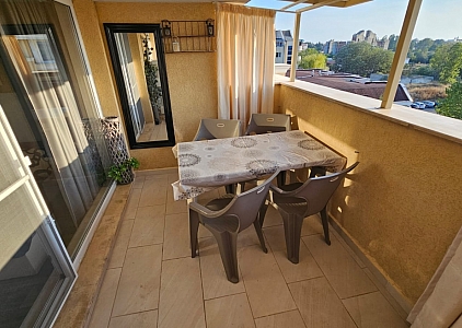 Красивая квартира с видом на бассейн в роскошном комплексе. Фото 8