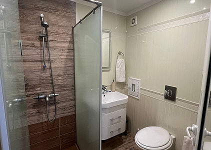 Duży dwupokojowy apartament na pierwszej linii brzegowej. Zdjęcie 13 Duży dwupokojowy apartament na pierwszej linii brzegowej. Zdjęcie 13