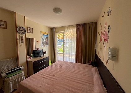 Apartament z widokiem na morze w Świętym Własie. Zdjęcie 8