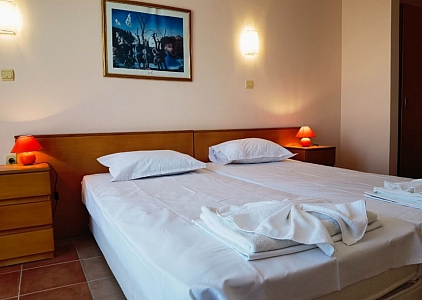 Eine Dreizimmerwohnung in einer schönen Anlage zum günstigen Preis.. Foto 6