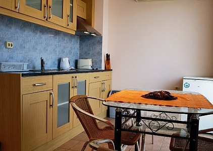 Eine Dreizimmerwohnung in einer schönen Anlage zum günstigen Preis.. Foto 4