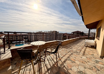 Riesige Wohnung mit atemberaubendem Panoramablick. Foto 10