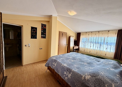 Riesige Wohnung mit atemberaubendem Panoramablick. Foto 7